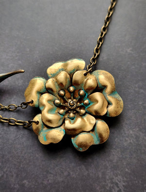 large hummingbird flower necklace