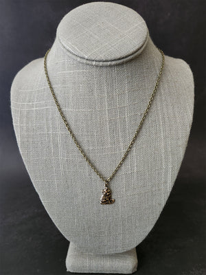 cozy cat necklace