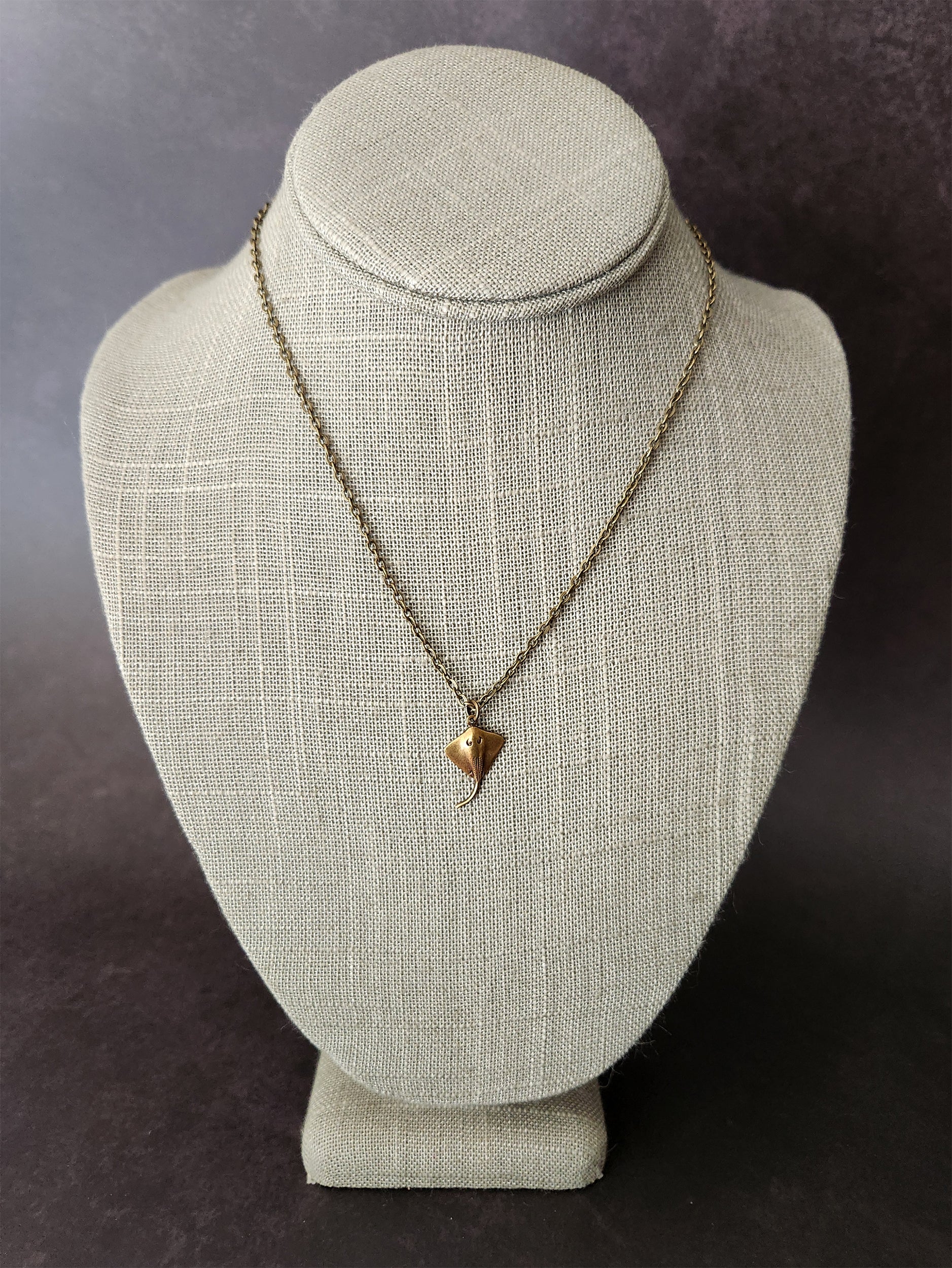 stingray necklace